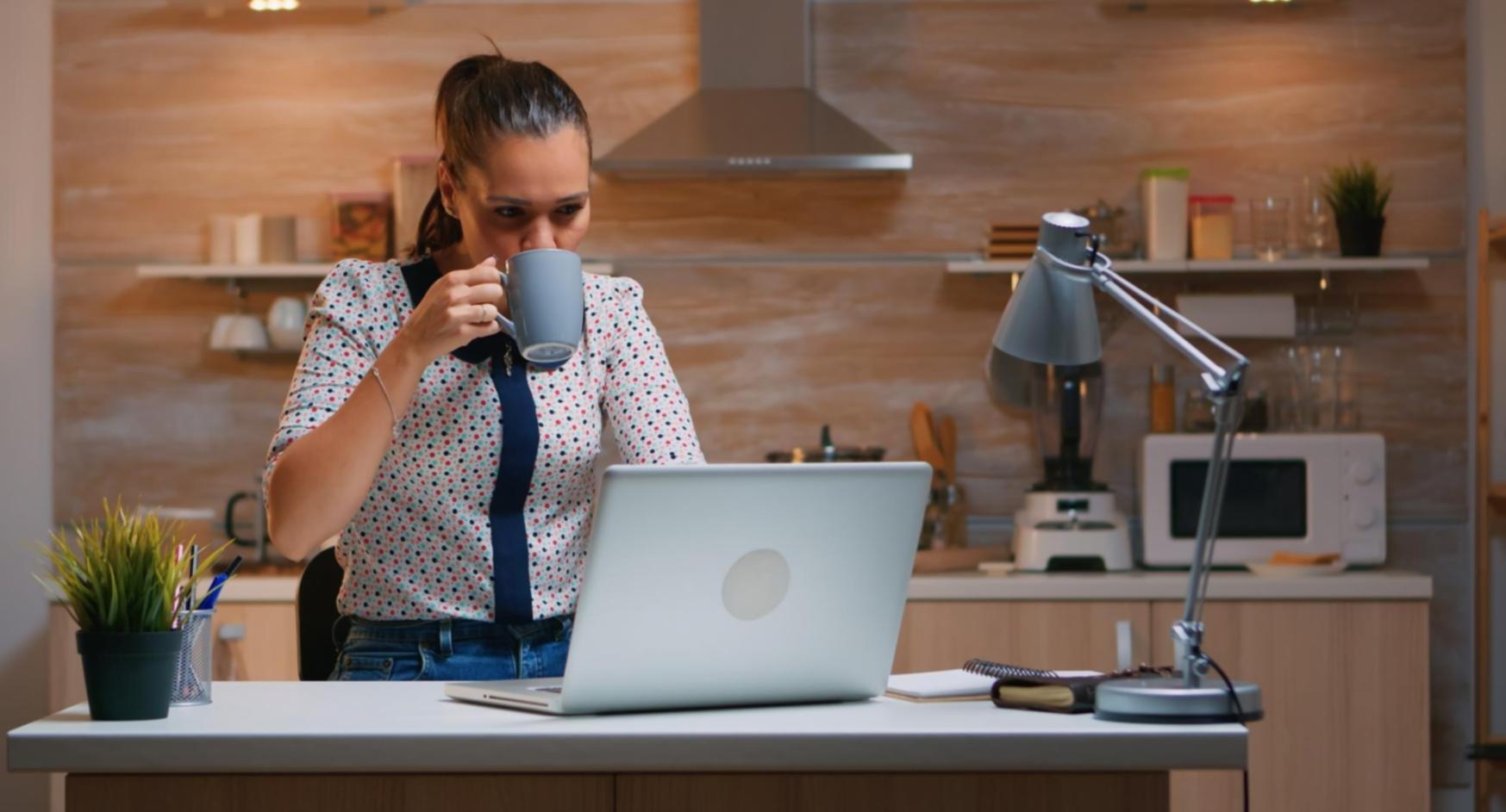 Ambiente sereno per la meditazione serale